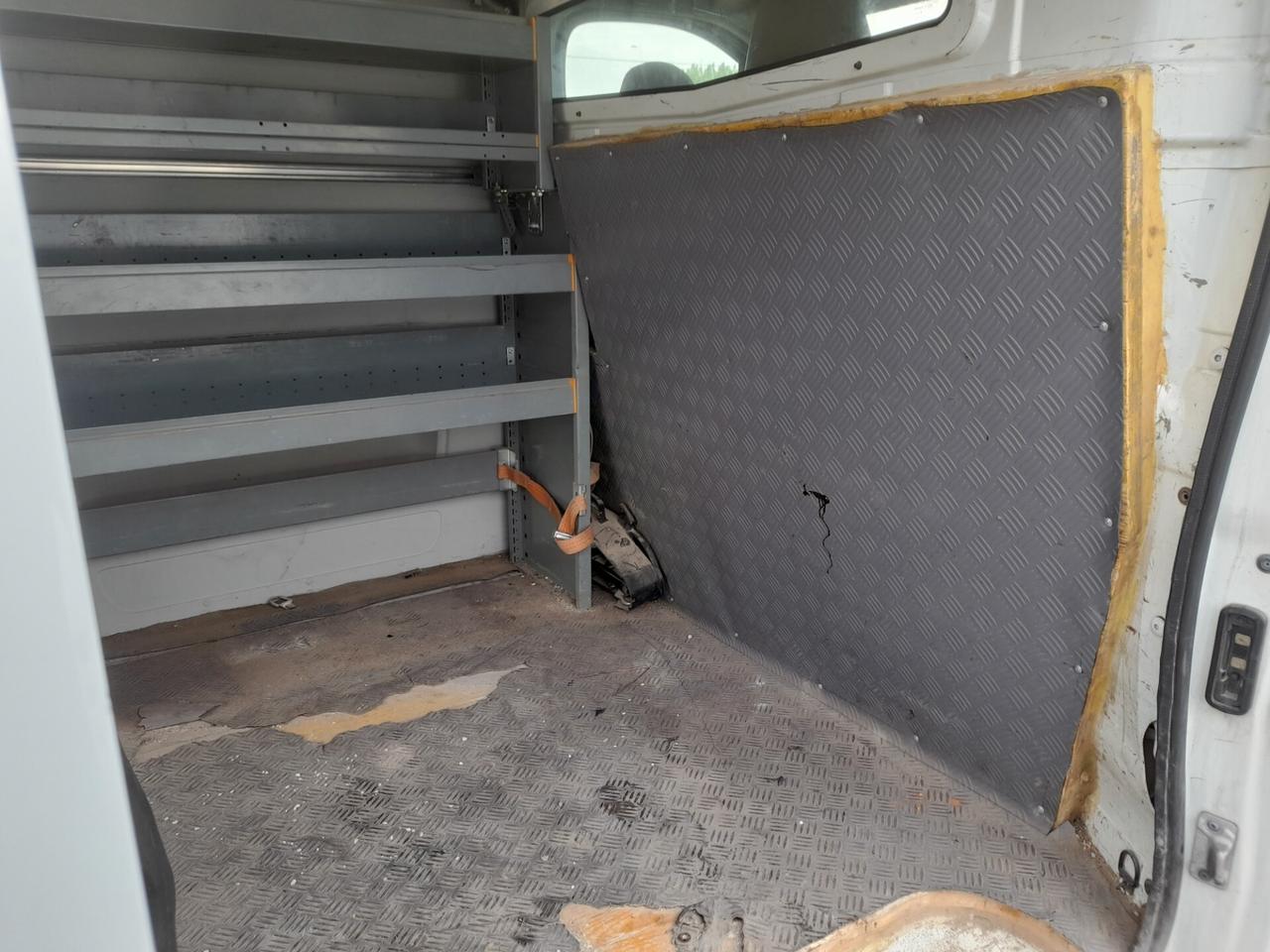 VIVARO GANCIO TRAINO