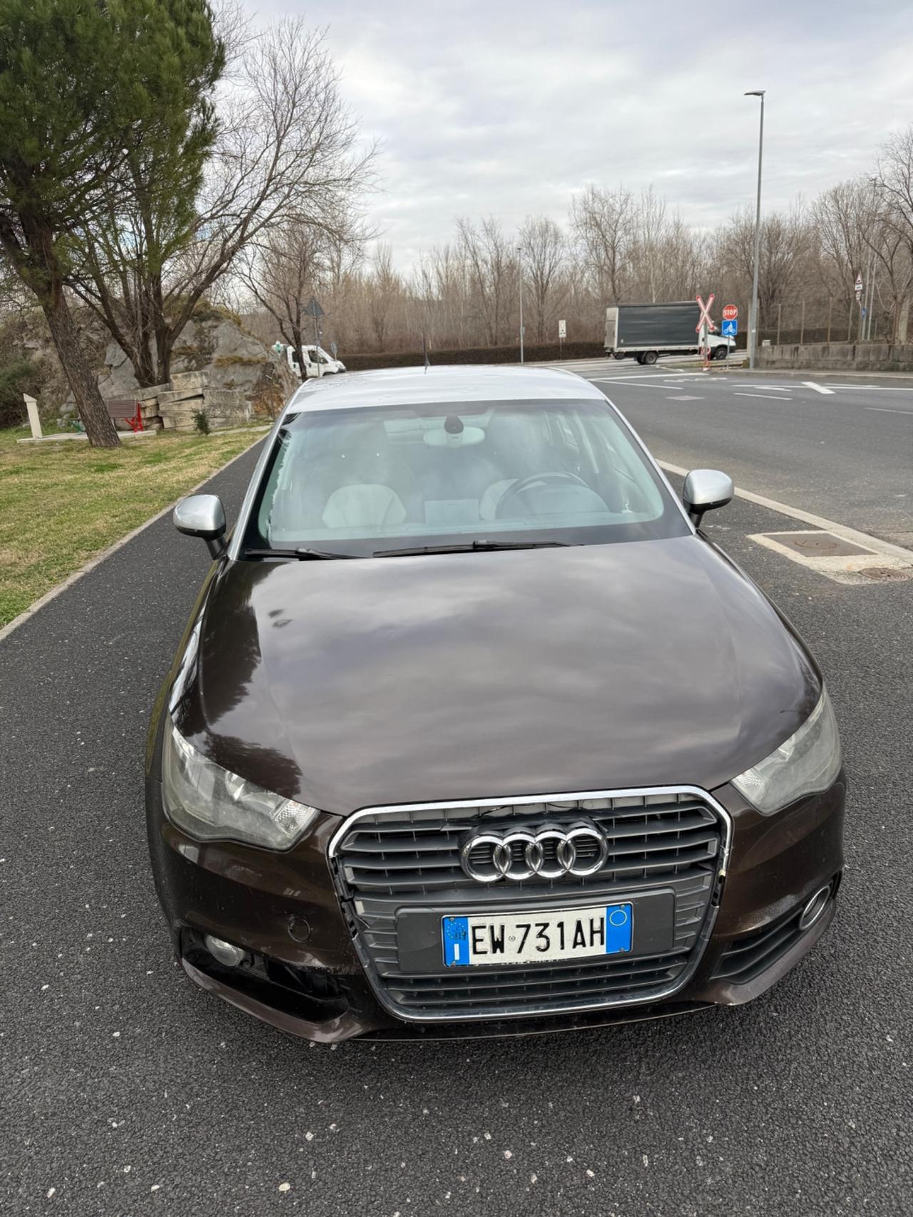 Audi A1 1.6 TDI S line edition plus