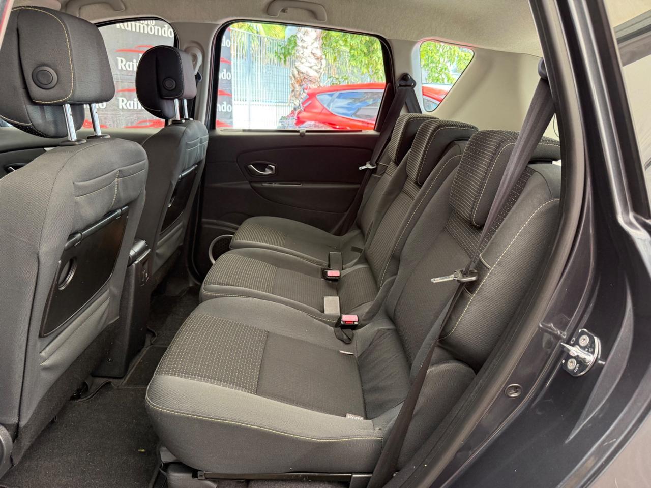 Renault Scenic X-Mod 1.5 dCi 110CV Luxe