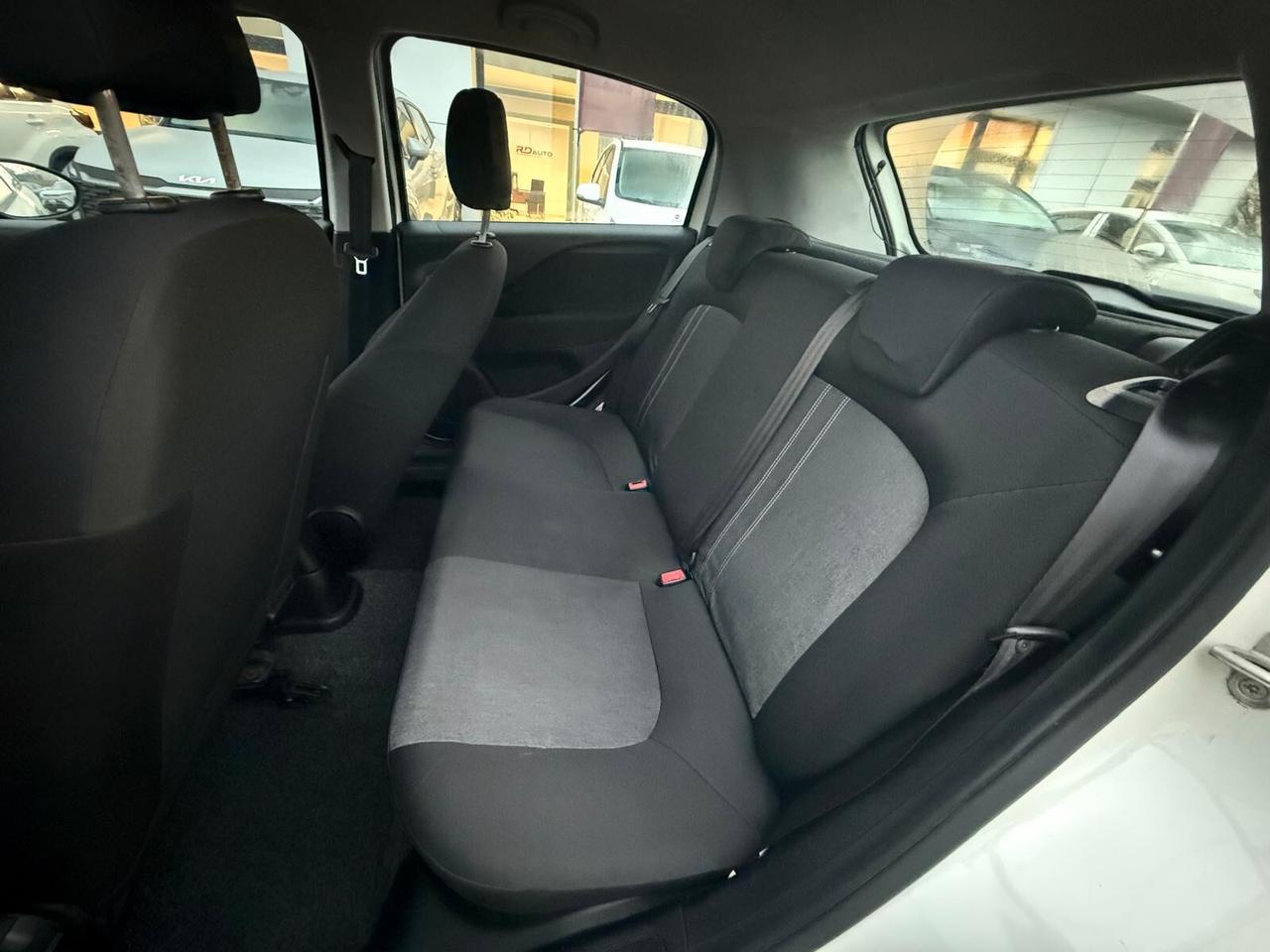 Fiat Punto 1.3 MJT II 75 CV 5 porte