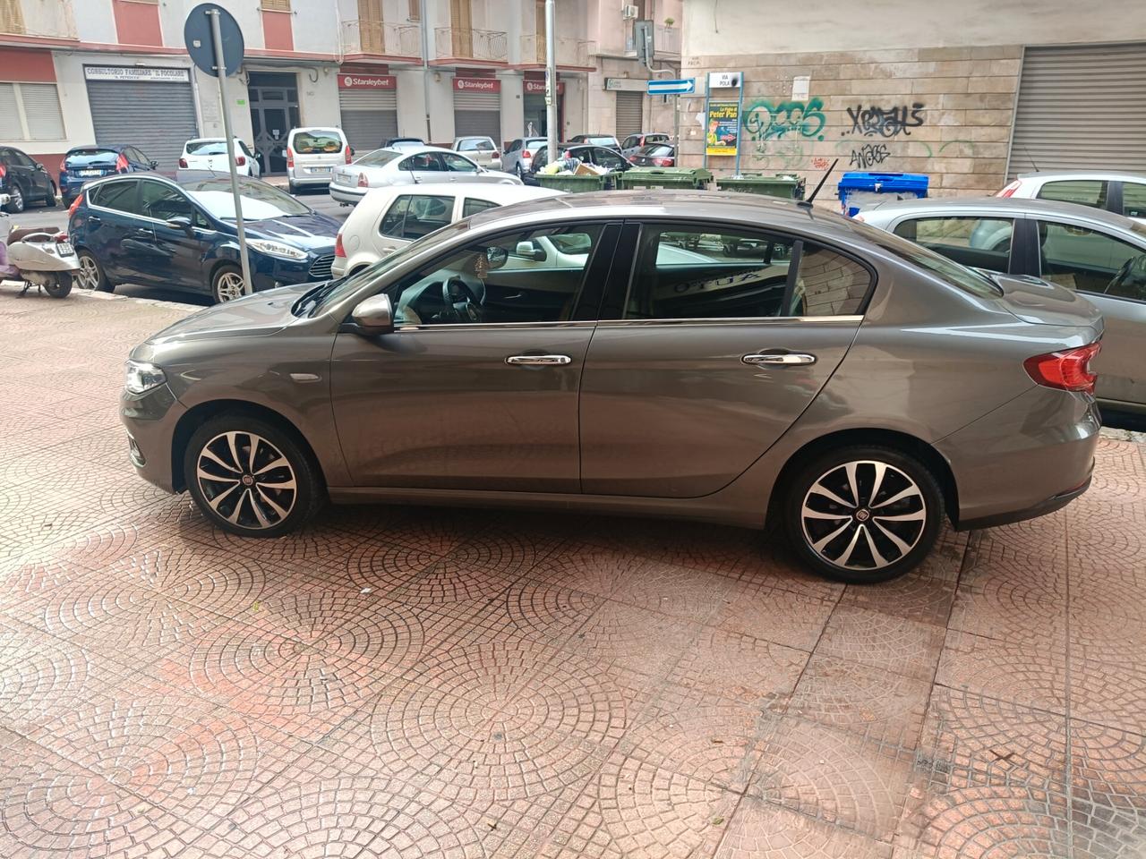 Fiat Tipo 1.6 MJT 120 CV OPENING EDITION-UNIPRO-Euro8350