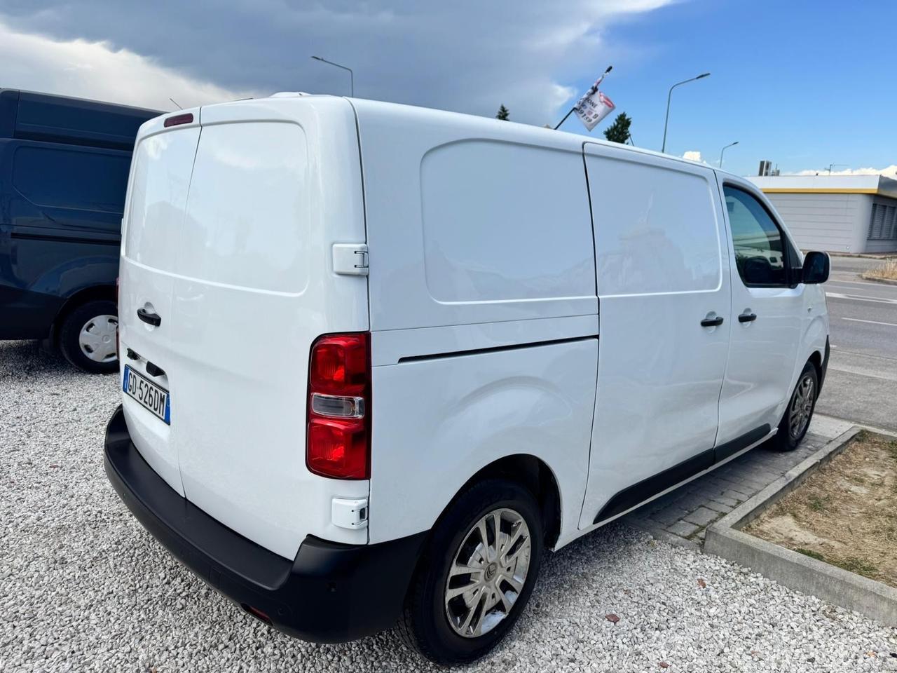 Citroen Jumpy BlueHDi 120CV Cargo Iva Compresa