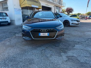 Audi A4 30 TDI/136 CV S tronic Business Advanced