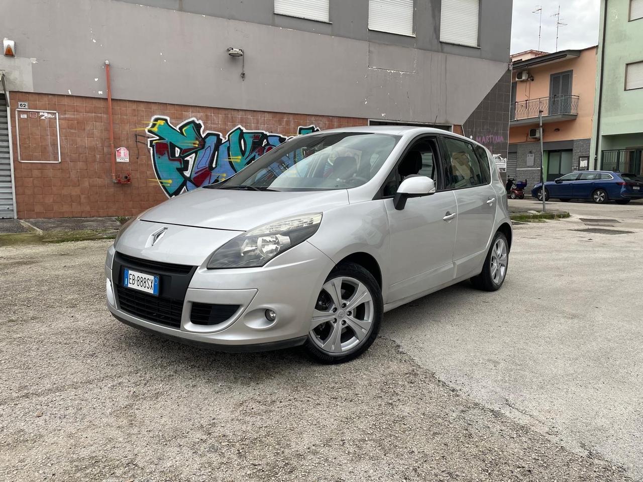 Renault Scénic X-Mod 1.5 dCi SuperFull Perfetta