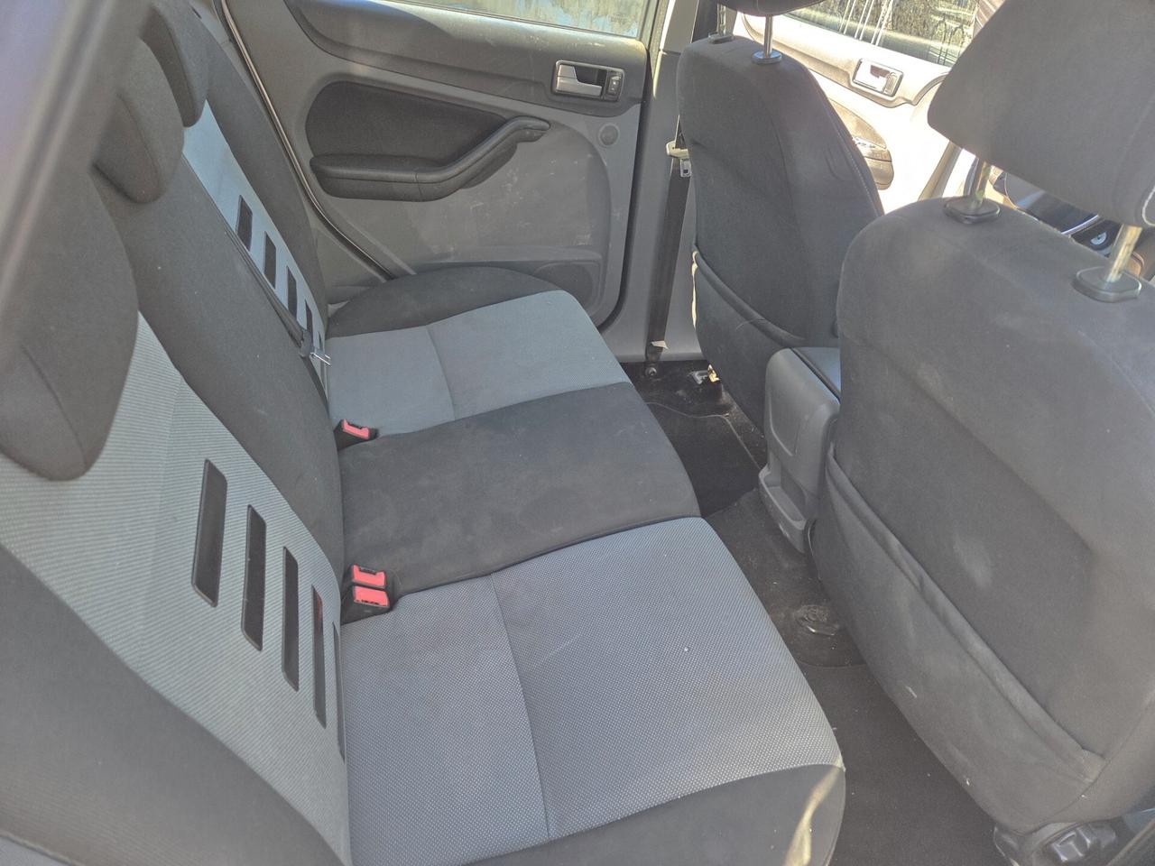 Ford Focus 1.6 GPL STATION WAGON