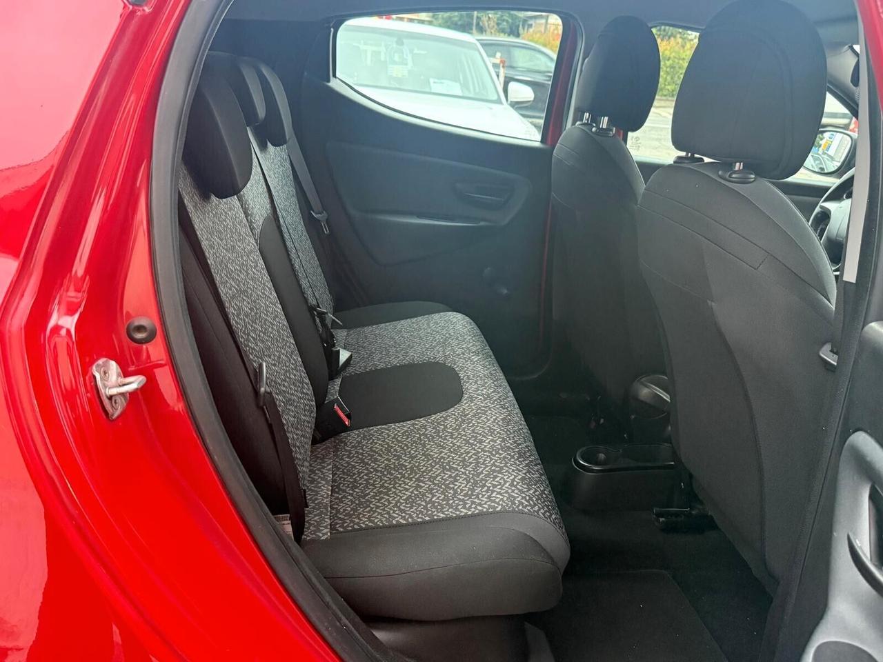 Lancia Ypsilon 1.2 69 CV 5 porte GPL Ecochic Gold