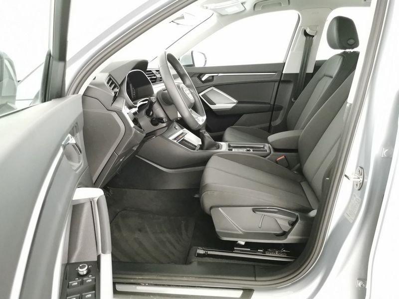 Audi Q3 35 1.5 tfsi Business Advanced