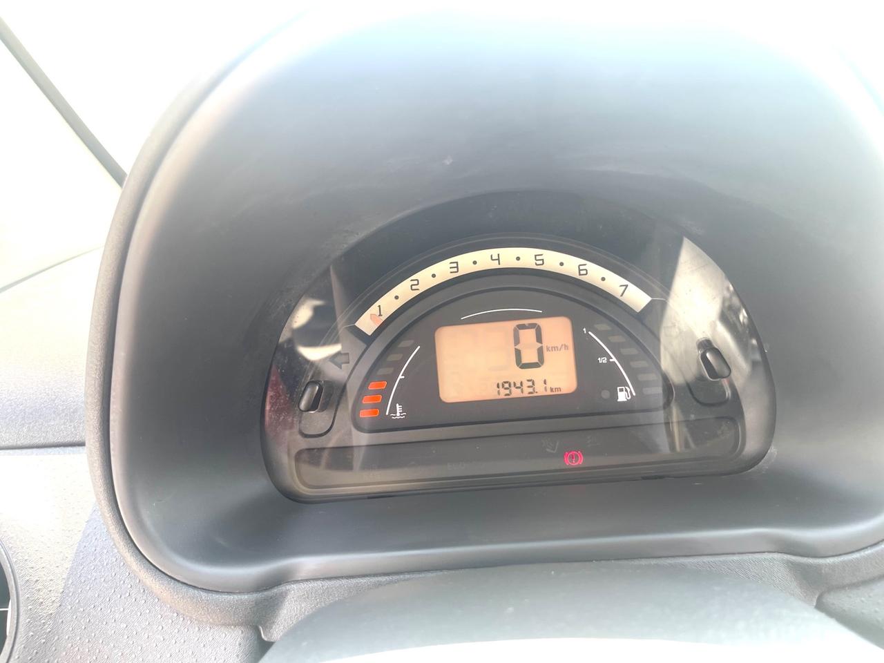 Citroen C2 1.1 Exclusive DEEJAY