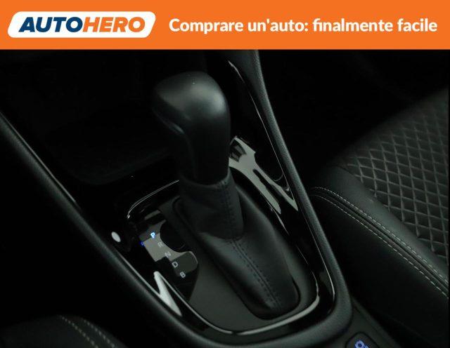 TOYOTA Yaris 1.5 Hybrid 5 porte Lounge