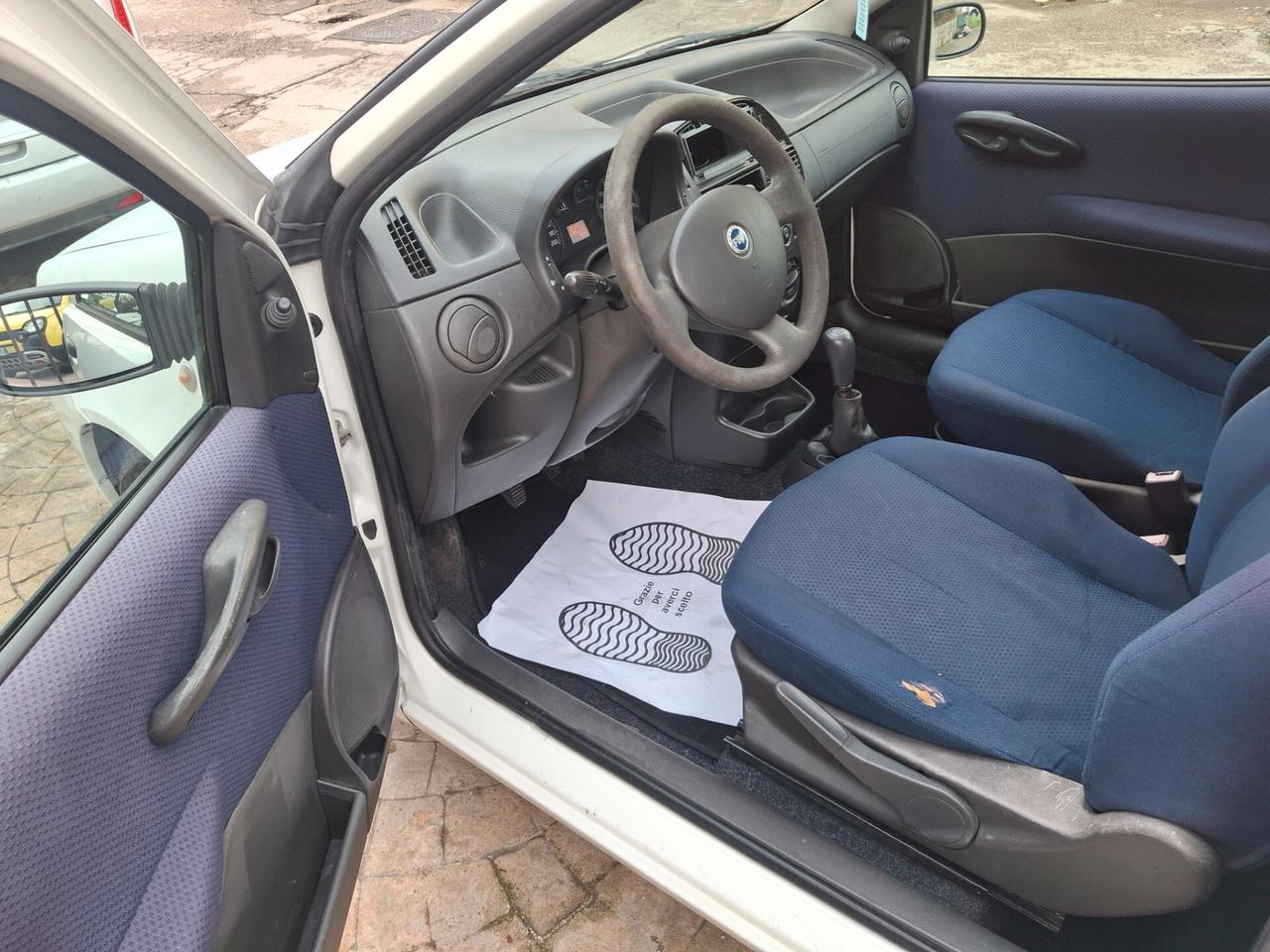 Fiat Punto 1.3 JTD 3p. 4 p.ti Active Van