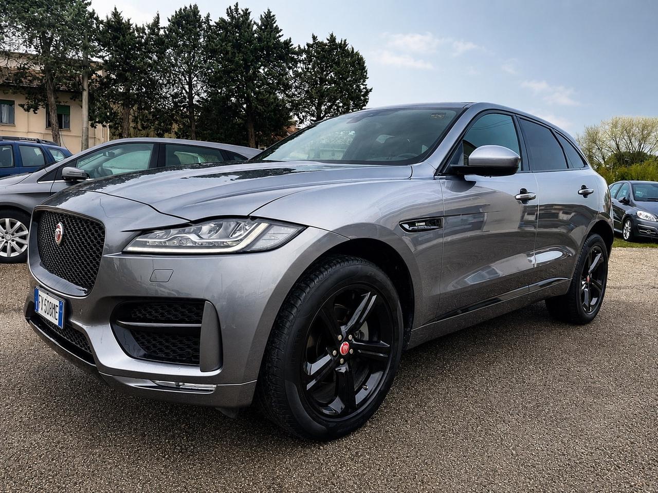 Jaguar F-Pace 2.0 D 180 CV AWD aut. R-Sport full optional