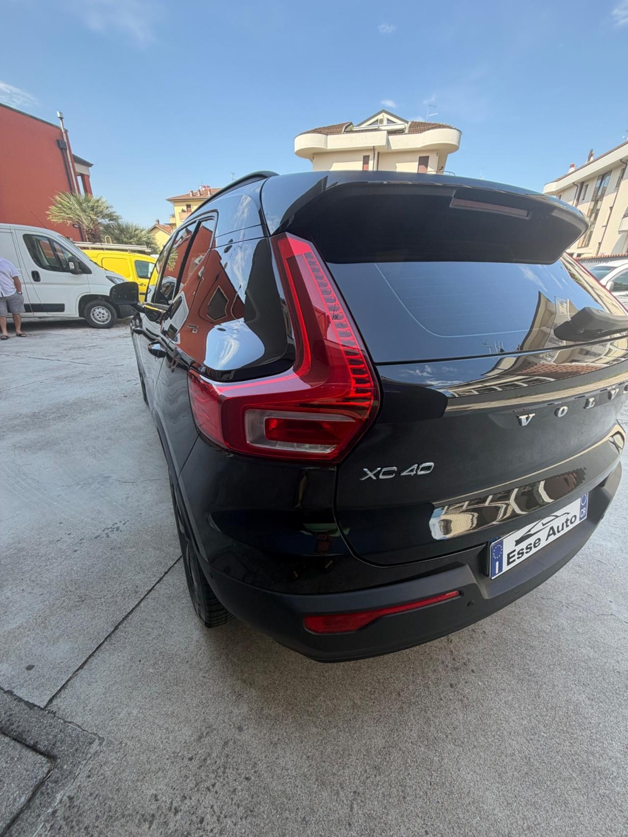 Volvo XC40 D4 AWD Geartronic Momentum