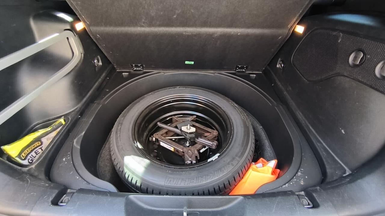 Jeep Cherokee 2.0 Mjt 140Cv