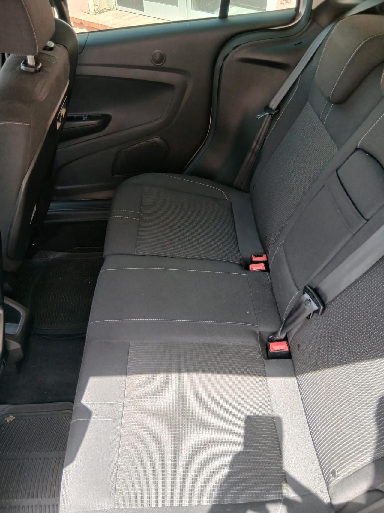Ford B-Max 1.4 90 CV BENZGPL Titanium