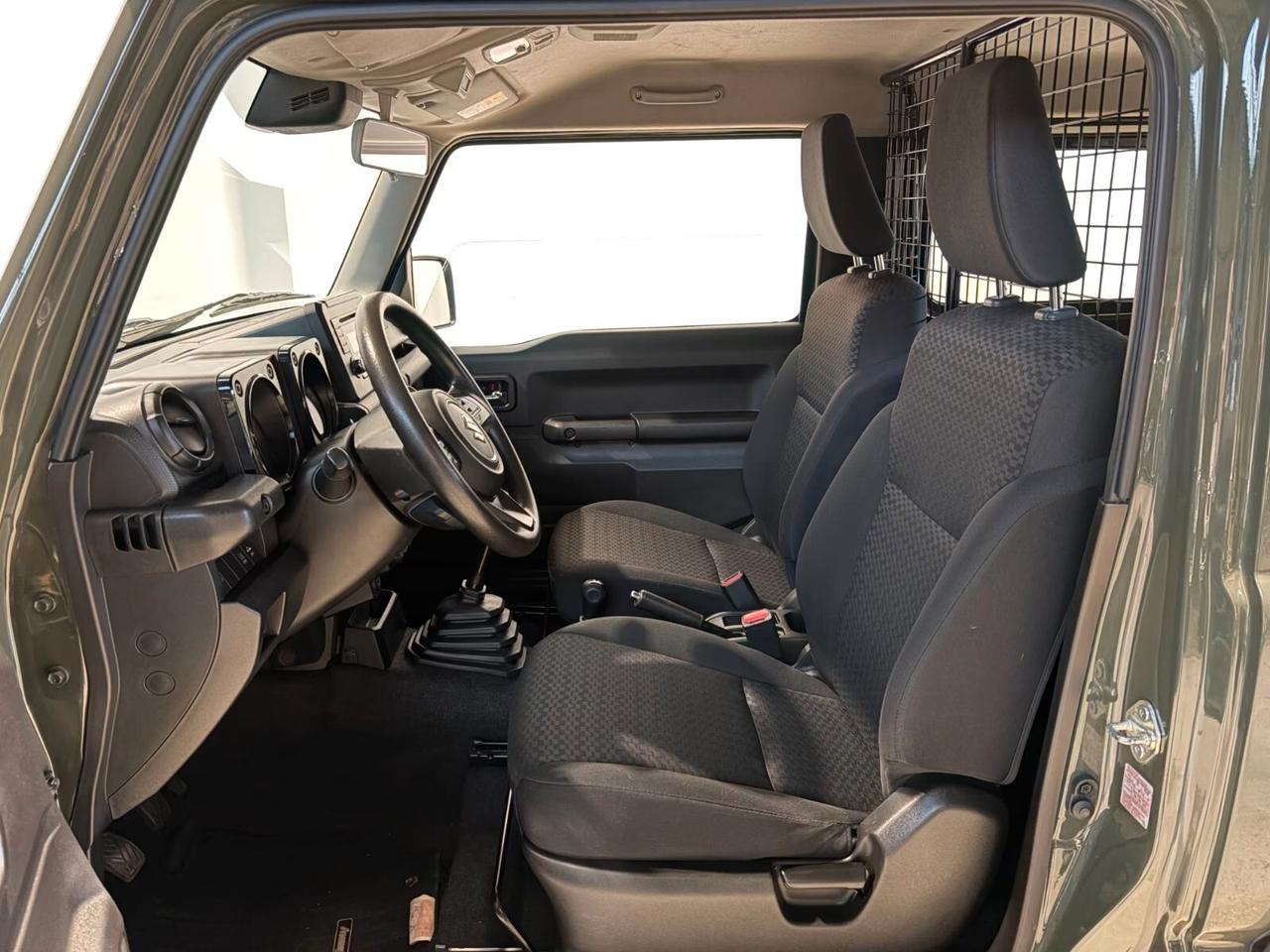 Suzuki Jimny 1.5 5MT PRO (N1)