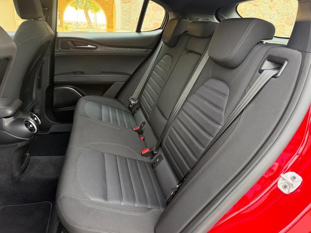 ALFA ROMEO Stelvio 190CV Q4+PACKBLACK+RCAM+2PDC