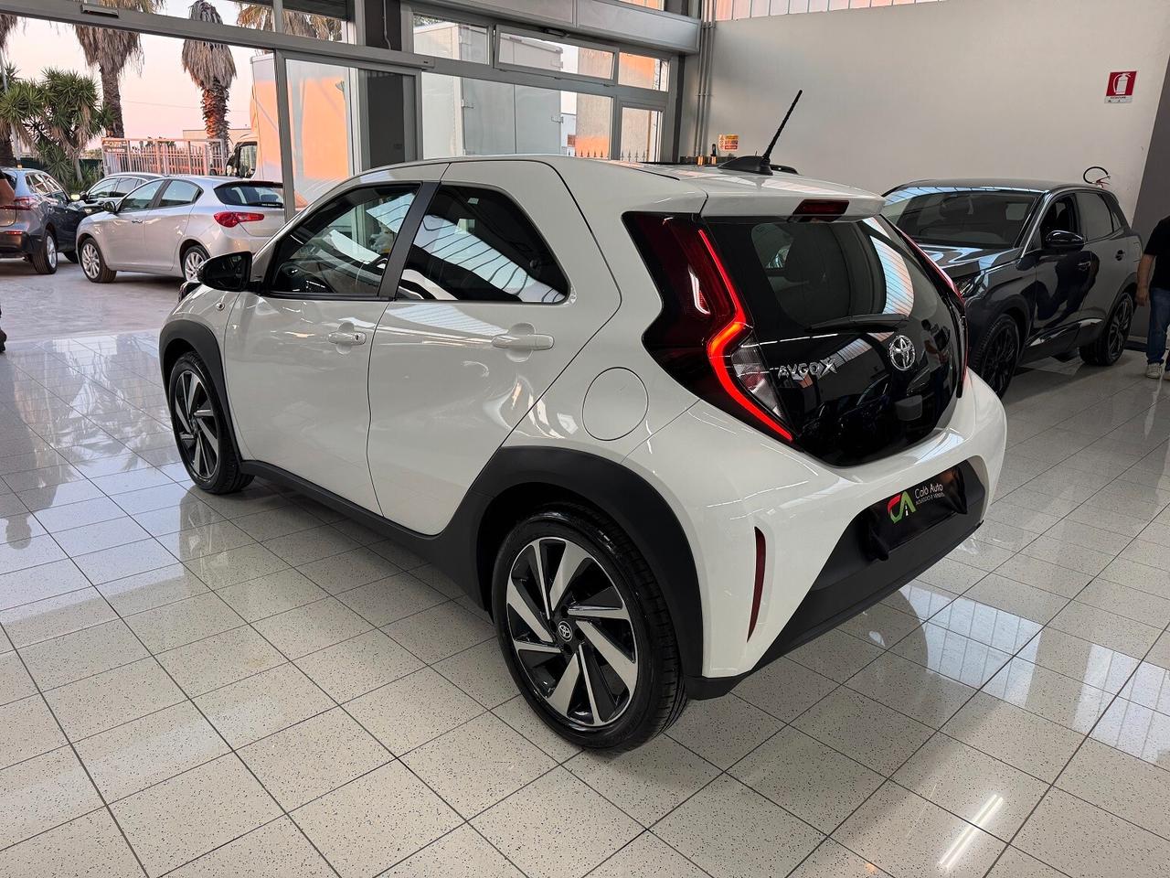 Aygo X 1.0 72cv AUTOMATICA 21.000KM COME NUOVA