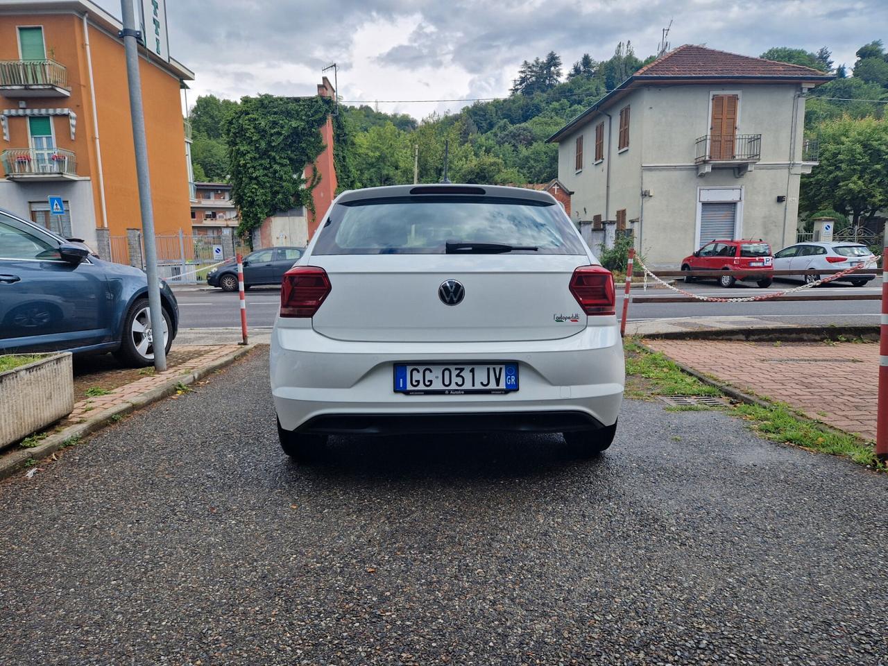 Volkswagen Polo 1.0 80CV "55.200 km" Carplay, Sensori, Clima bizona