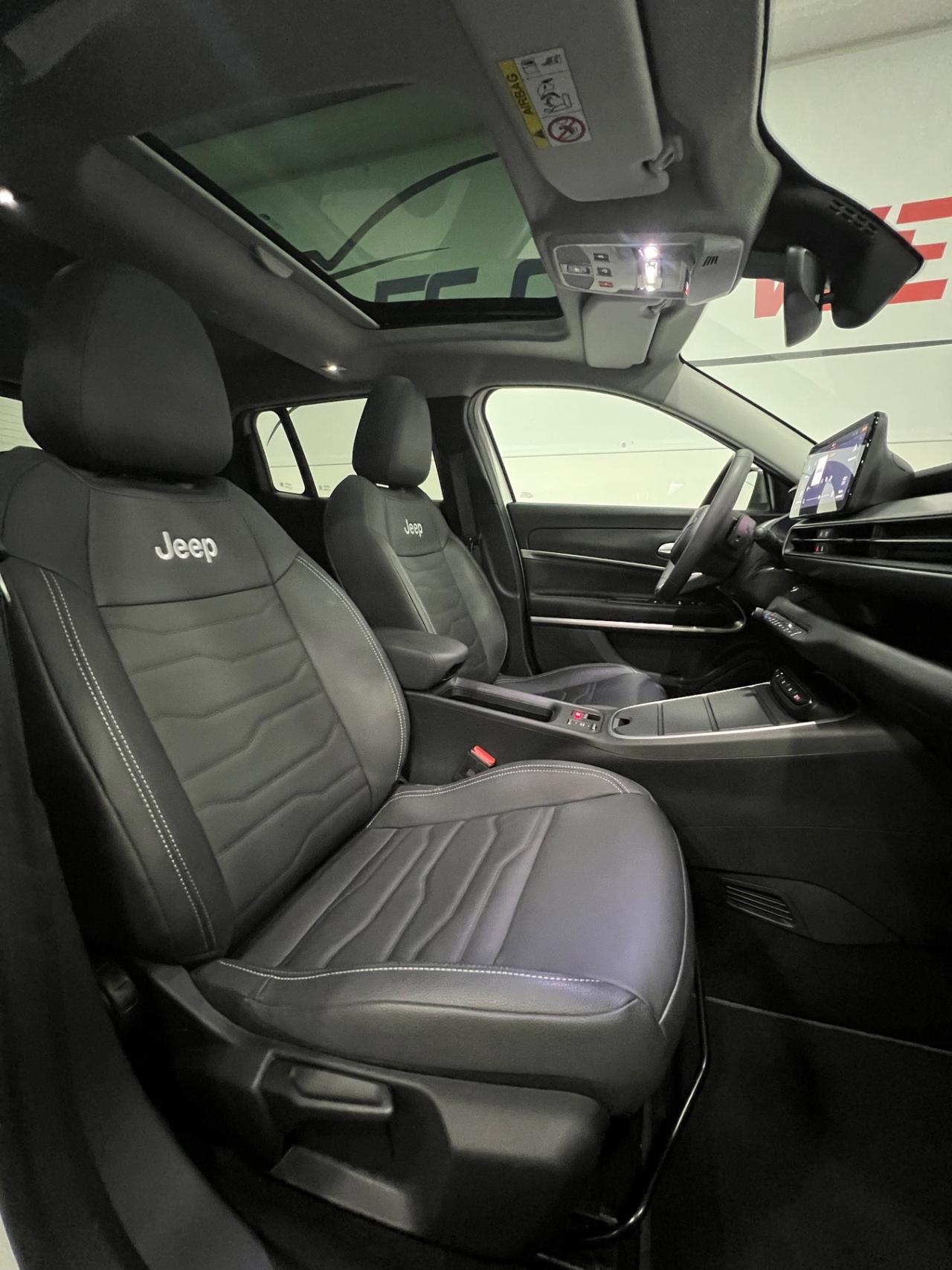 JEEP AVENGER 1.2 Turbo E-Hybrid mhev Summit