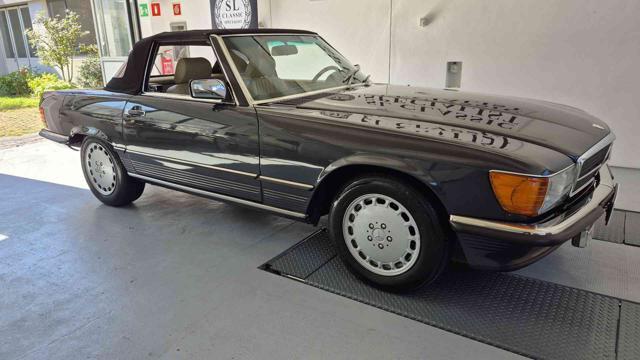 MERCEDES-BENZ SL 560 SL R107 500 5600