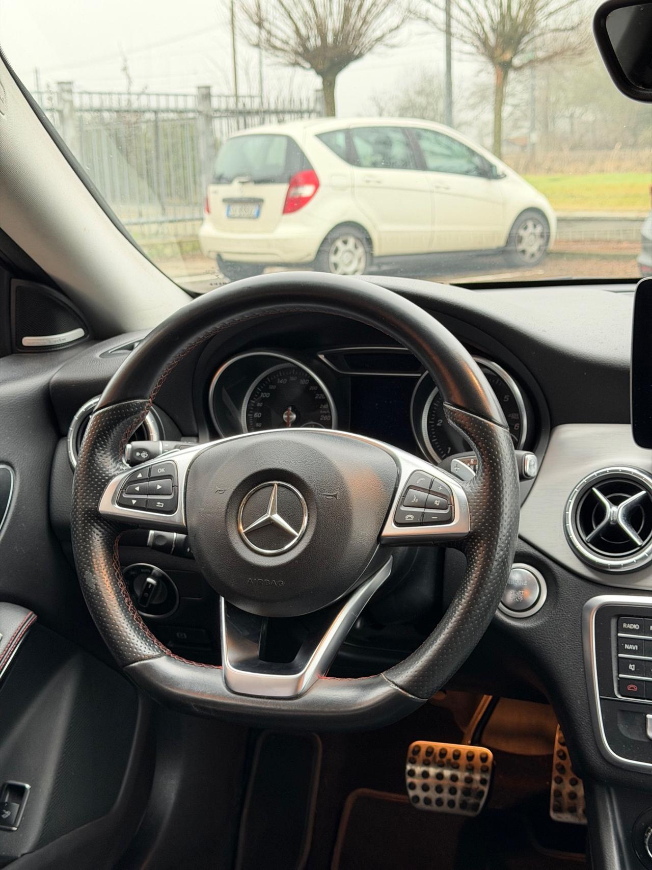 Mercedes-benz CLA 220 d 4Matic Automatic Premium