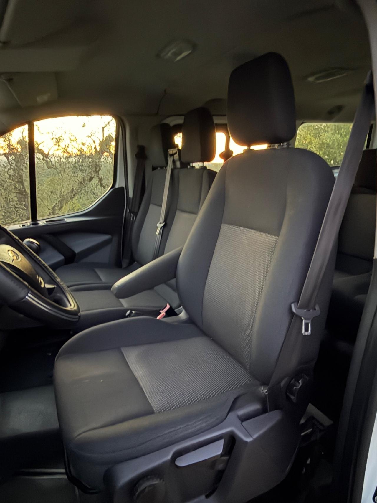 Ford Transit Custom 300 2.0 TDCi 130 PL-DC Furgone Titanium