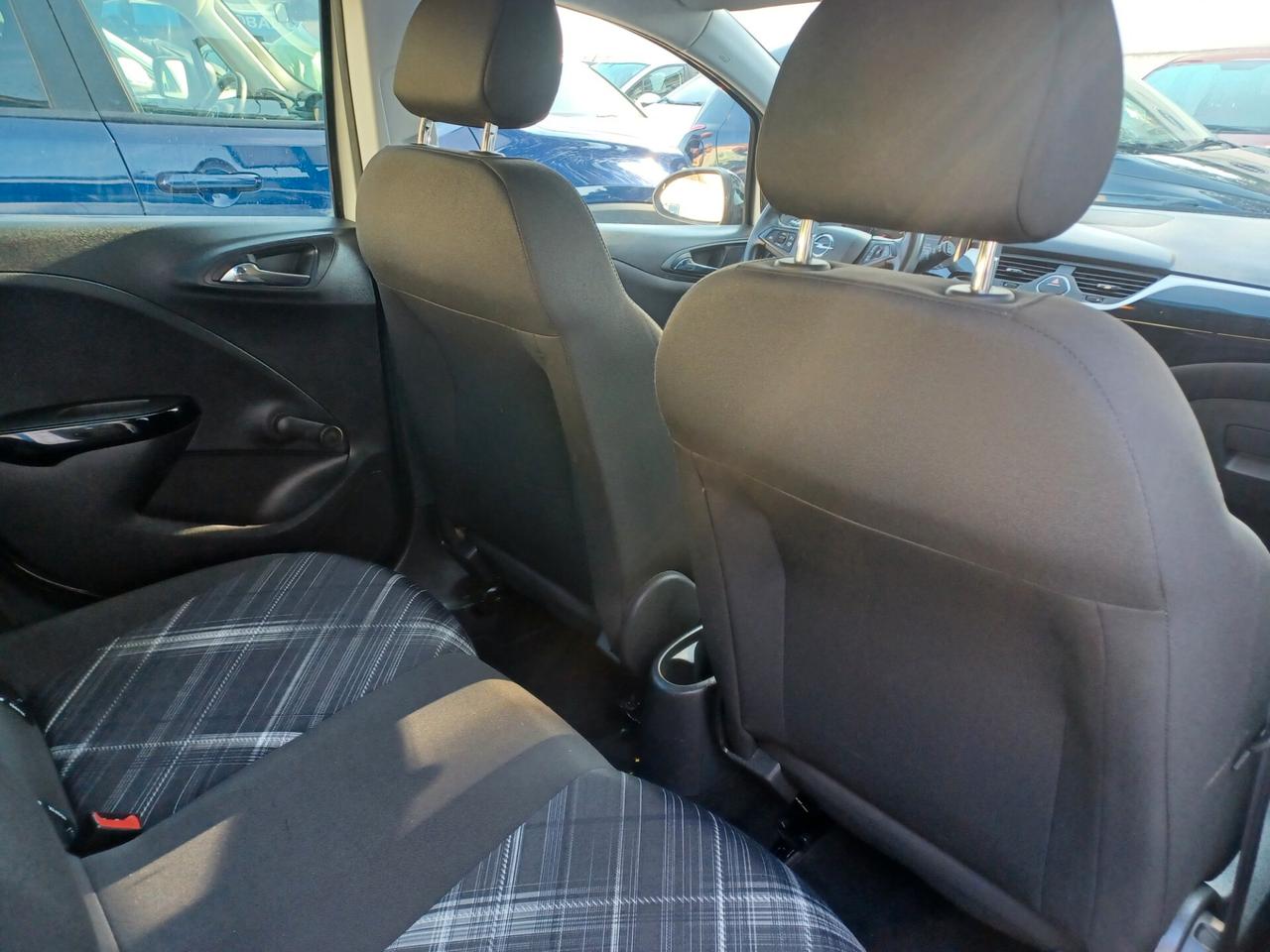 Opel Corsa 1.2 5 porte ANNO 2016 solo 69000 km