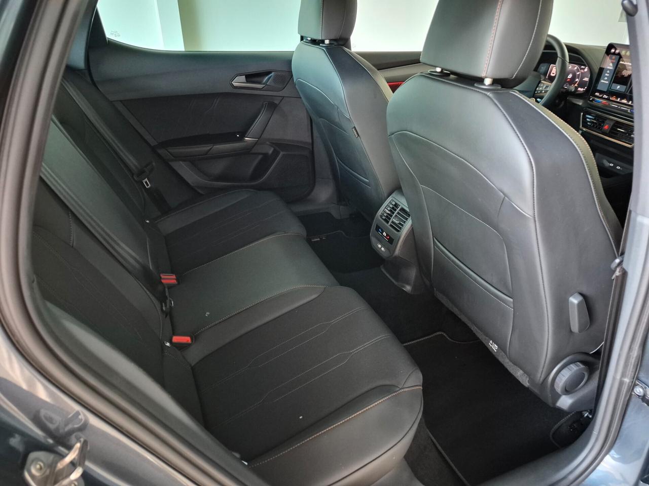 CUPRA Leon 2.0 TDI 150CV DSG LED C.18 APPLE CAR PLAY/ANDROID AUTO CLIMA 3 ZONE VOLANTE RISCALDABILE ACC VETRI PRIVACY