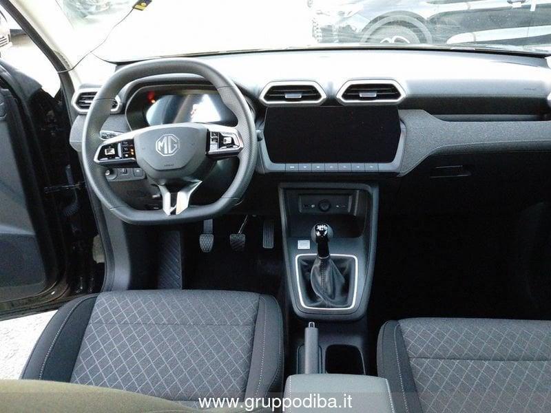 MG ZS 1.5L MT STD Pebble Black