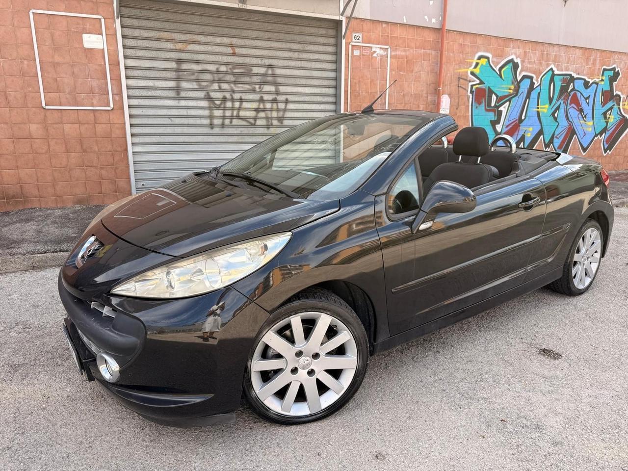 Peugeot 207 1.6 HDi 110CV CC Roland Garros