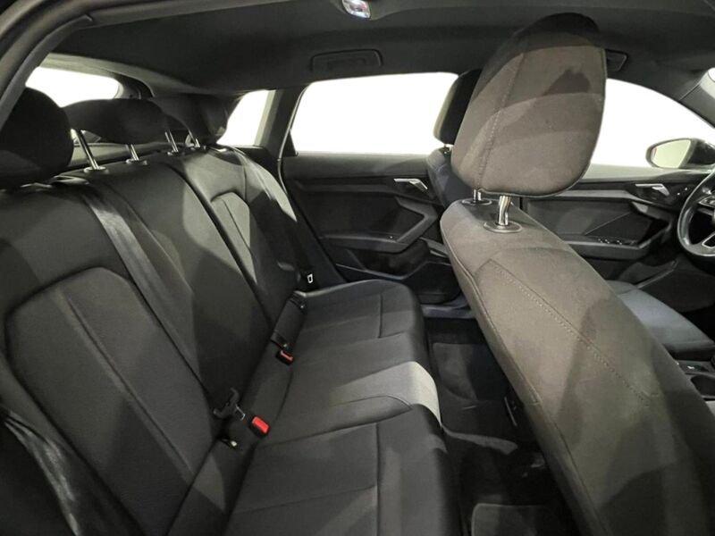Audi A3 Sportback 30 g-tron 130 CV Automatica S tronic Business Advanced