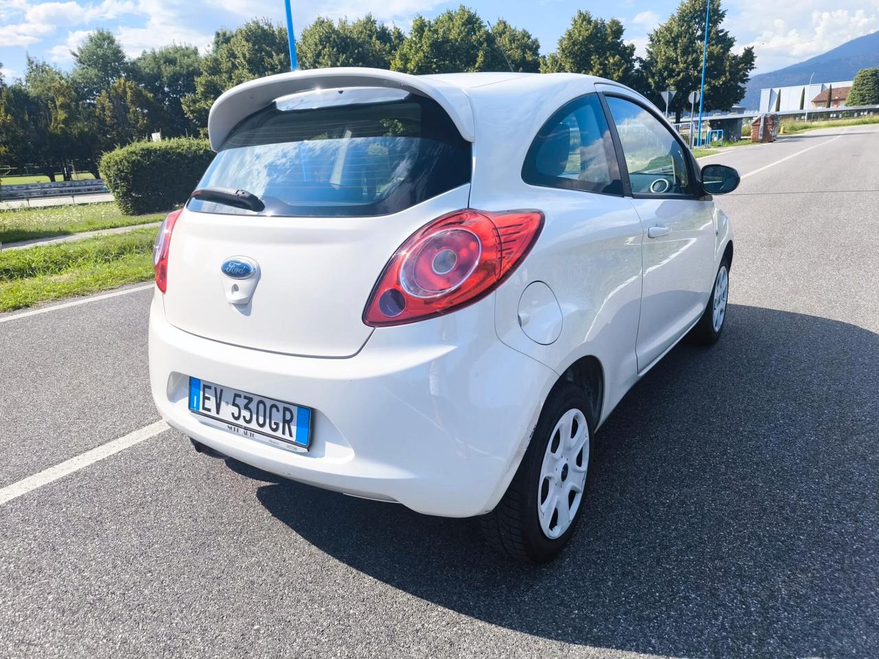 FORD KA 1.2 TITANIUM "OK PER NEOPATENTATI"