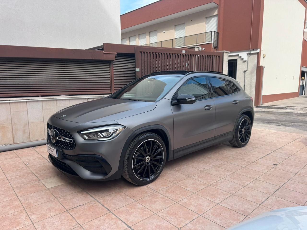 Mercedes-benz GLA 200 d Automatic Premium AMG Grigio Opaco Magno Designo Tetto