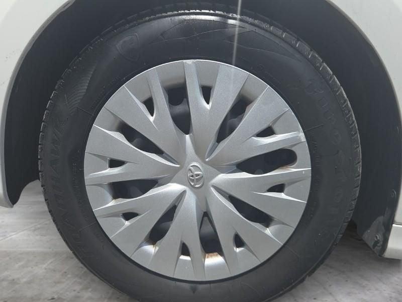 Toyota Yaris 4ª serie 1.0 5 porte Business