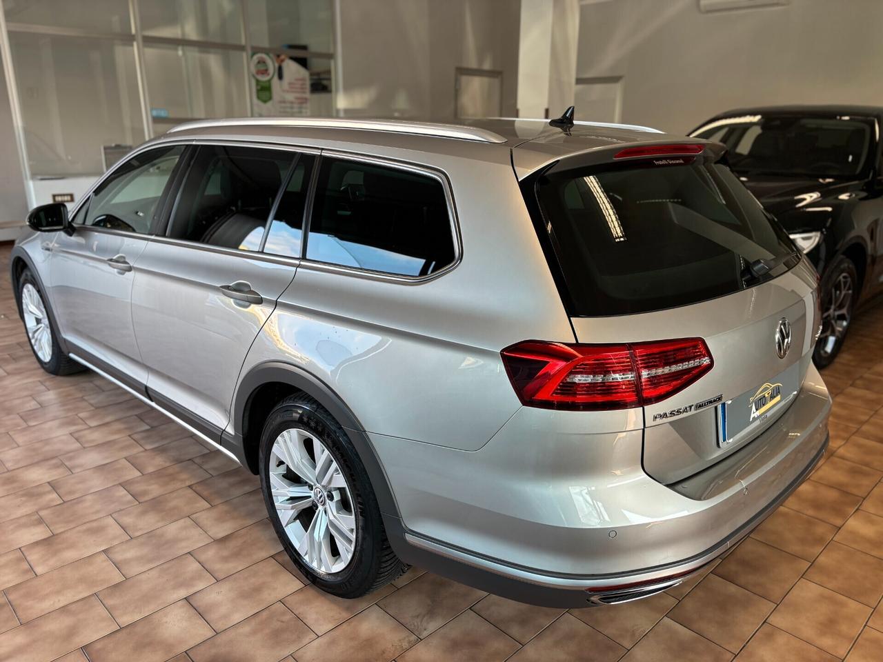 Volkswagen Passat Alltrack 2.0 tdi 4motion 190cv *TAGLIANDI CERTIFICATI VW*