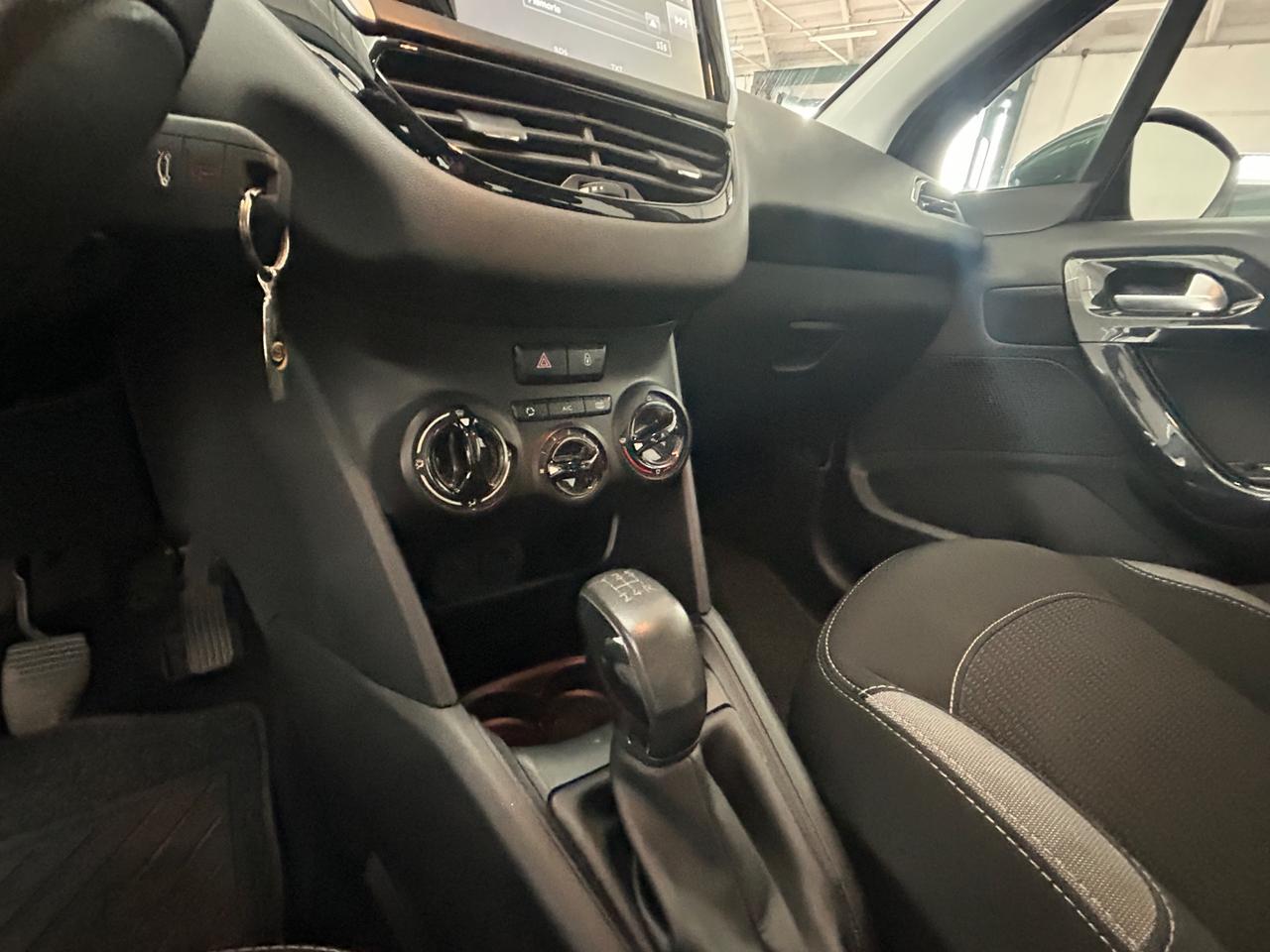 Peugeot 208 PureTech 82 5 porte Allure