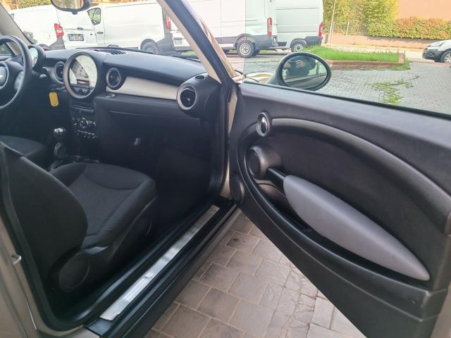 MINI One 1.6 16V One (55kW)