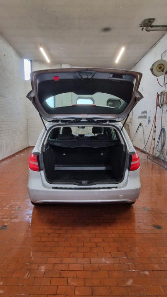 MERCEDES-BENZ B 180 CDI Automatic Executive