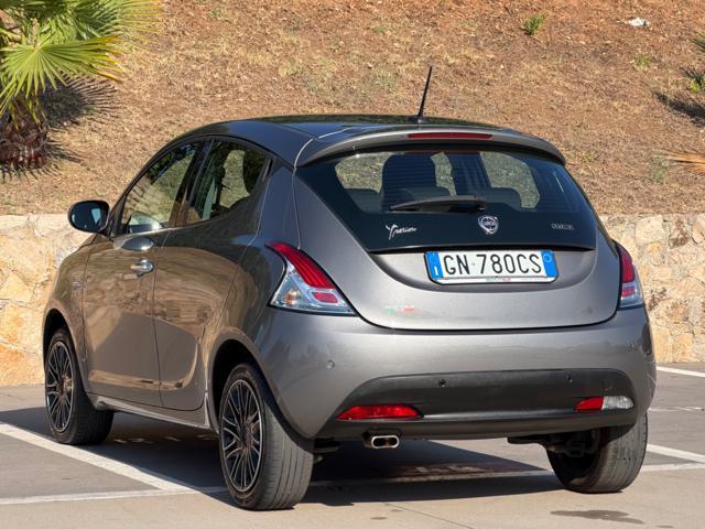 LANCIA Ypsilon GOLD+NAVI CARPLAY+SENSORI+LED