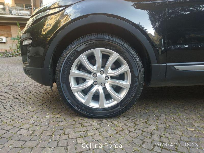 Land Rover Range Rover Evoque 2.0 D240 SE AWD auto