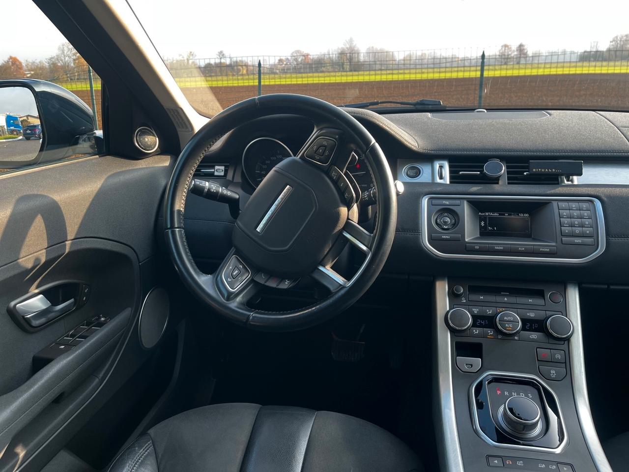 Land Rover Range Evoque 2.2 4X4 TD4 5p. Pure Tech Pack Launch Edition