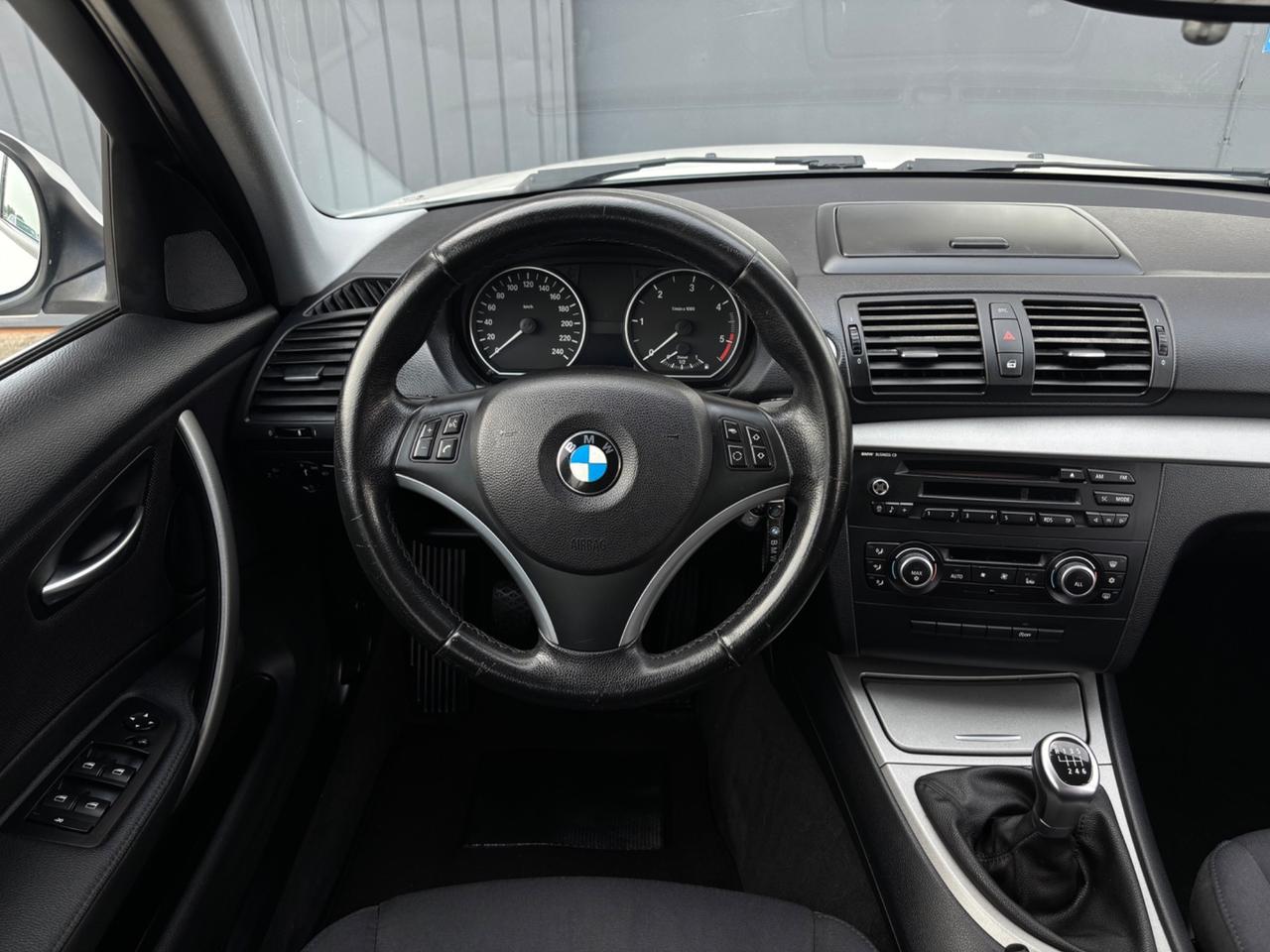 Bmw serie1 118d. 2.0D Garanzia 12 mesi