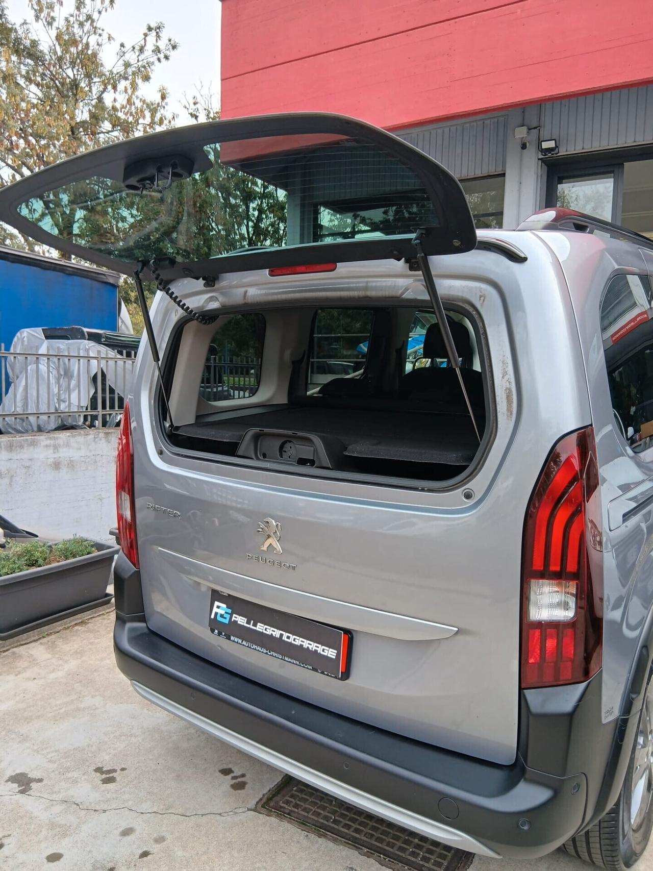 Peugeot Rifter BlueHDi 100 S&S Allure