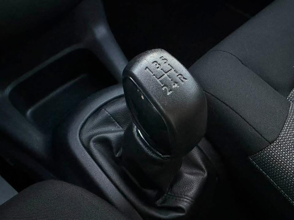 Citroen C4 Cactus 1.2 benzina 82 Shine