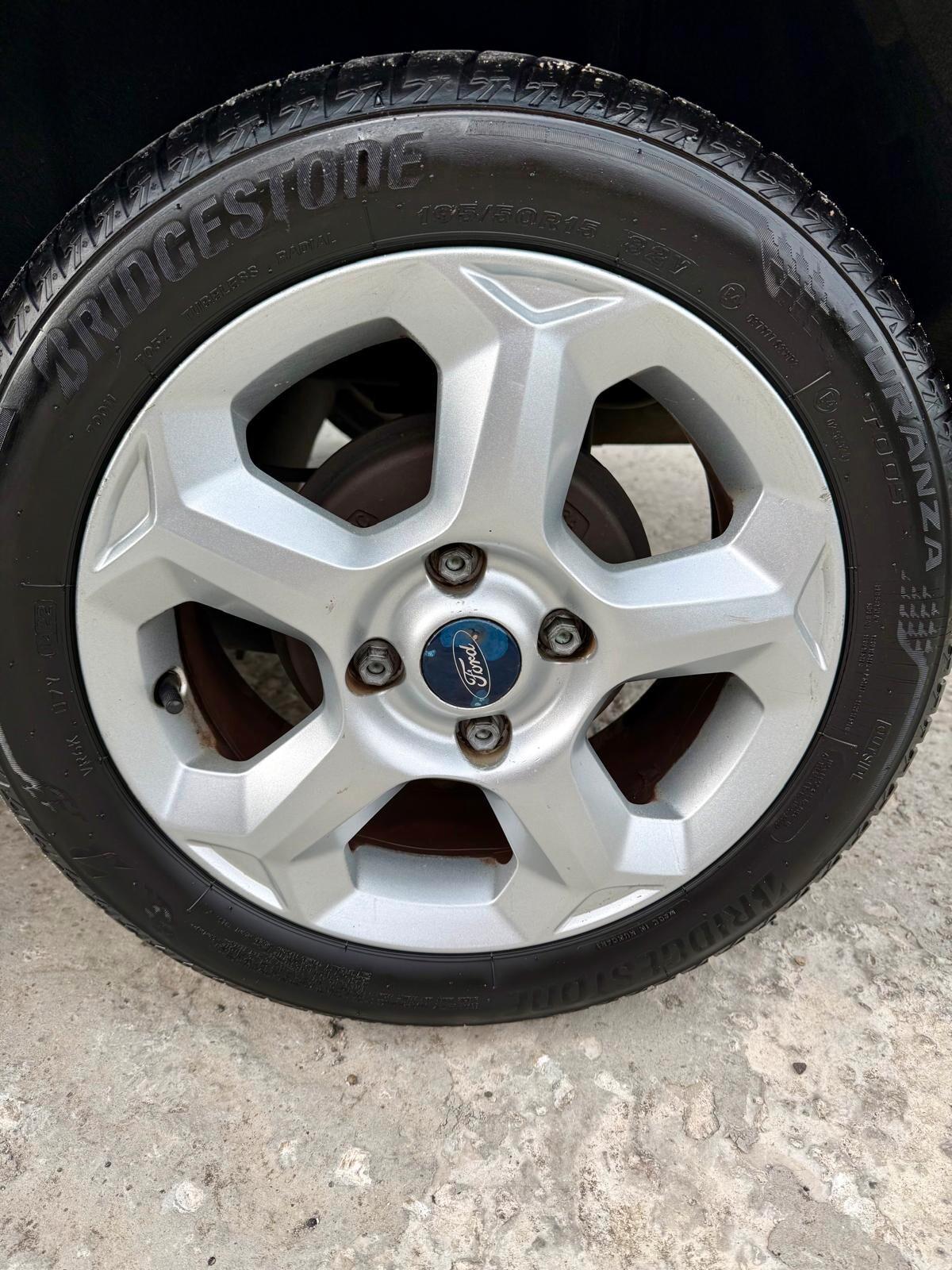 Ford Fiesta 1.4 5 porte Bz.- GPL Titanium