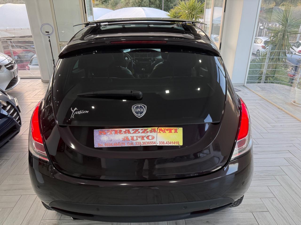 Lancia Ypsilon 1.3MJT95cv Platinum+TETTO APRIBILE2014