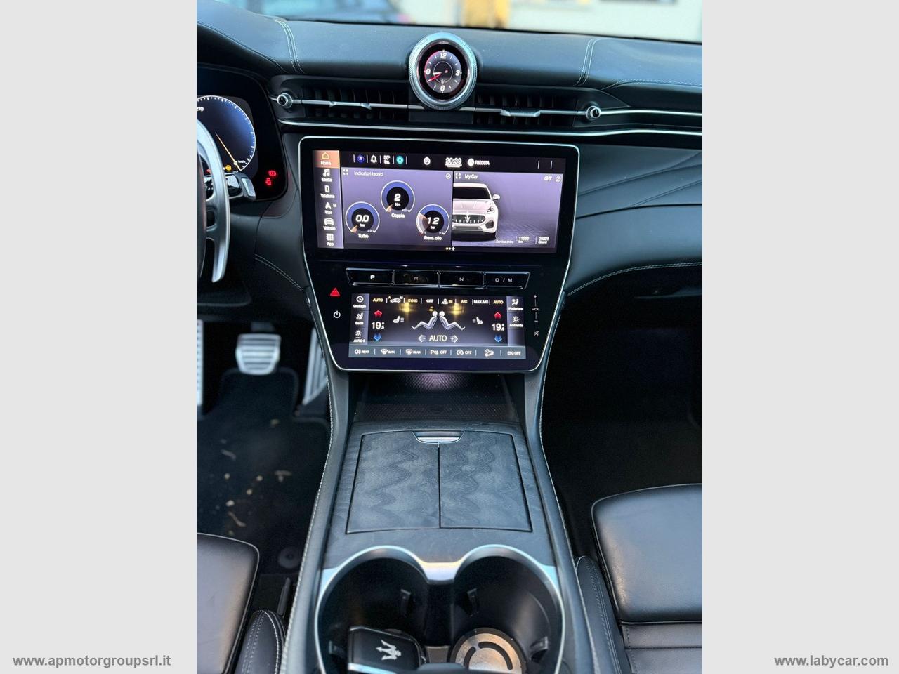 MASERATI Grecale MHEV 330 CV Modena