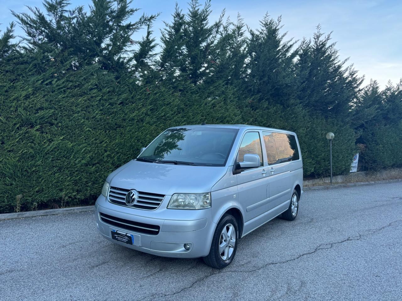 Volkswagen Multivan 2.5 TDI/130CV Trendline