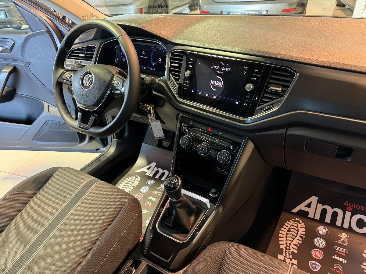 VOLKSWAGEN - T-Roc - 1.6 TDI STYLE Cokpit 2019