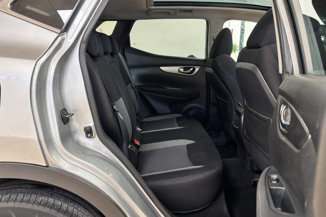 NISSAN Qashqai 1.5 dCi N-Connecta